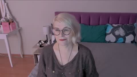 Sabrina MacMarren online show from 01-26-25, 06:49