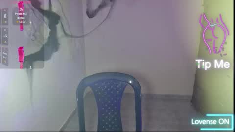 Snapshot of sabrinasalazar11_ chatting on 10-23-25, 04:56 Sabrina online show from 10-23-25, 04:56