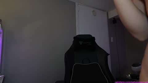 Sabrina online show from 10-23-25, 04:28