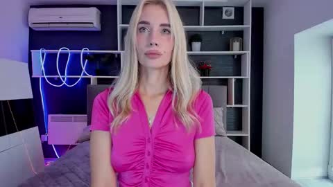 Snapshot of sabrinasharm chatting on 10-05-25, 12:03 Sabrina online show from 10-05-25, 12:03