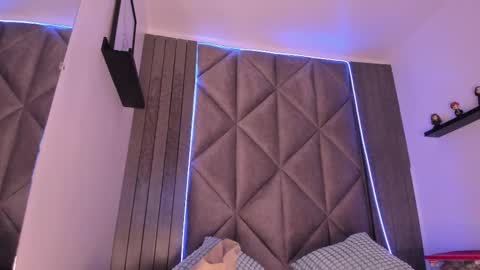 Snapshot of sabrinaspell_ chatting on 09-18-25, 11:34 S A B R I N A online show from 09-18-25, 11:34