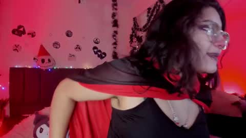 Sabrina  online show from 11-28-25, 11:24