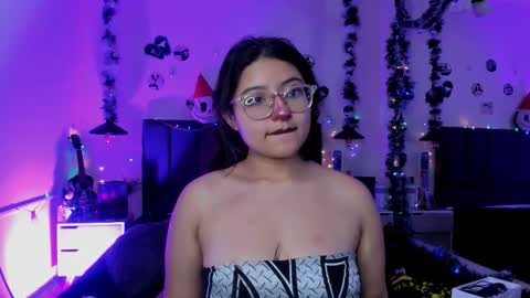 Sabrina  online show from 12-05-25, 11:19