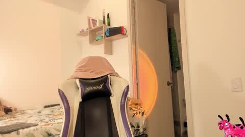 Sabrina  online show from 11-05-25, 12:10