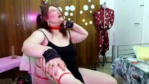 SabrinaXlovess online show from 06-29-26, 05:02