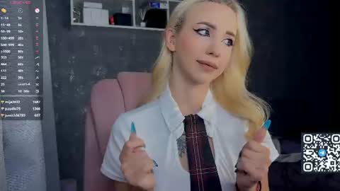 Snapshot of sabrinkaa chatting on 06-28-26, 09:10 Sabi Ryder new acc online show from 06-28-26, 09:10