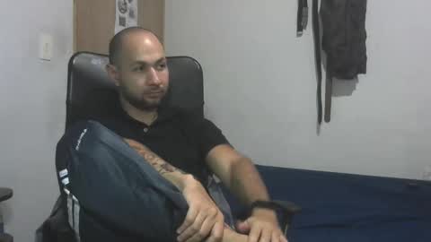 sachiel_moi online show from 01-05-25, 12:31