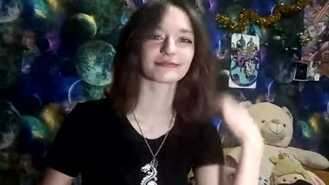 Adele online show from 03-30-26, 08:04