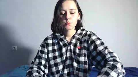 Snapshot of sademoface chatting on 01-24-25, 03:54 pluto online show from 01-24-25, 03:54