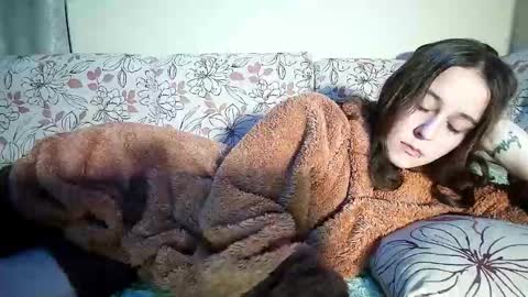 Snapshot of sademoface chatting on 11-17-25, 02:28 pluto online show from 11-17-25, 02:28