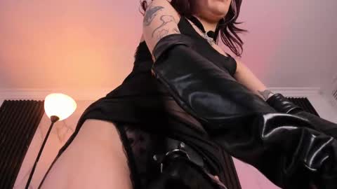 SADIE online show from 02-15-25, 02:44