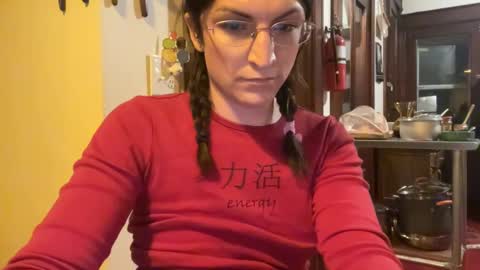 Snapshot of sadie_stars chatting on 02-05-25, 01:26 Sadie online show from 02-05-25, 01:26