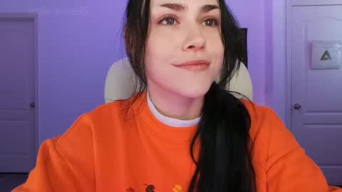 Sadie Renee  online show from 10-06-25, 10:18