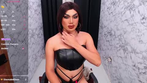 Snapshot of sadistictmistress_verra chatting on 05-27-26, 10:40 Verra Monroe online show from 05-27-26, 10:40