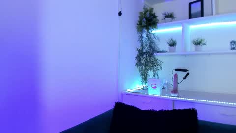 Cami online show from 02-24-26, 07:01