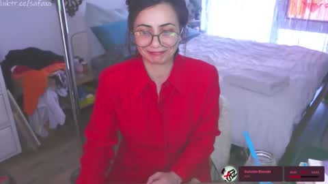 Snapshot of safaeri chatting on 05-06-26, 09:53 Safa online show from 05-06-26, 09:53