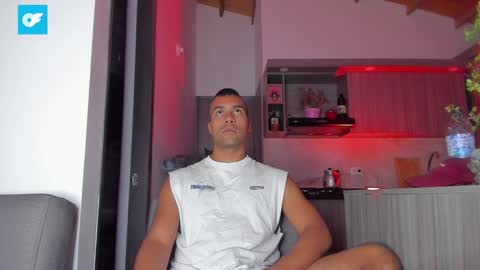 Snapshot of sag_1998 chatting on 01-15-25, 02:06 Sag online show from 01-15-25, 02:06