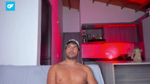 Snapshot of sag_1998 chatting on 09-18-25, 01:40 Sag online show from 09-18-25, 01:40