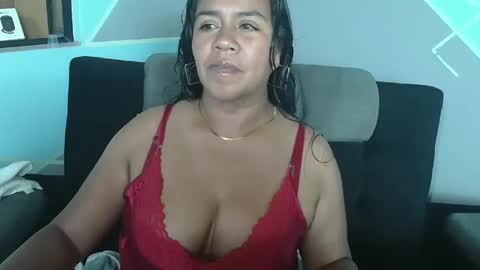 Snapshot of saggil_0385 chatting on 05-18-26, 05:02 saggil_0385 online show from 05-18-26, 05:02
