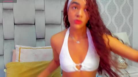 Snapshot of sagitariuuuss chatting on 12-29-24, 11:29 Cattleya online show from 12-29-24, 11:29