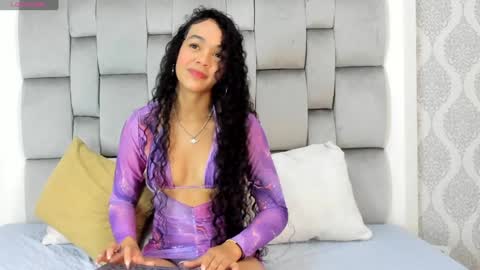 Snapshot of sagitariuuuss chatting on 01-15-25, 11:53 Cattleya online show from 01-15-25, 11:53