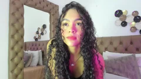 Snapshot of sagitariuuuss chatting on 02-04-25, 11:05 Cattleya online show from 02-04-25, 11:05