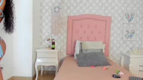 Snapshot of sagitariuuuss chatting on 03-08-25, 11:58 Cattleya online show from 03-08-25, 11:58