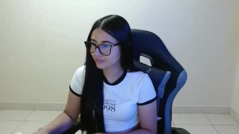 Sahaliefox  online show from 03-09-26, 09:08