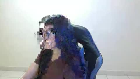 Snapshot of sahaliefox_ chatting on 04-21-26, 05:06 Sahaliefox online show from 04-21-26, 05:06