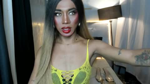 Snapshot of sahayafox chatting on 05-18-26, 02:45 sahayafox online show from 05-18-26, 02:45