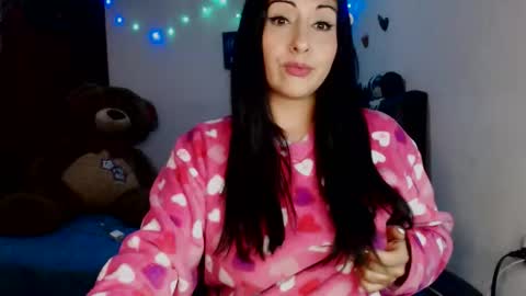 Karina online show from 12-18-25, 02:06