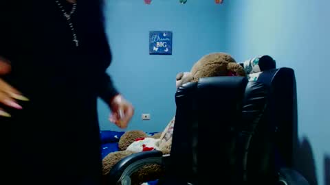 Karina online show from 04-08-26, 02:11