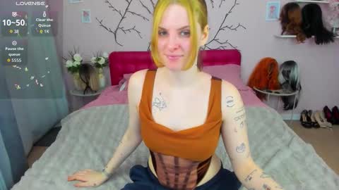 Adel online show from 02-18-26, 01:07