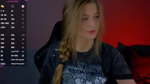 Sofia online show from 04-28-26, 11:32