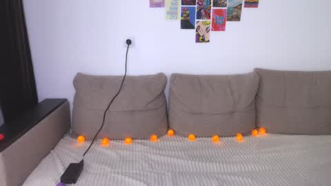 Snapshot of sailormoon666_ chatting on 12-19-24, 08:34 Sofia online show from 12-19-24, 08:34
