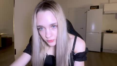 Snapshot of sailormoon666_ chatting on 03-04-25, 08:38 Sofia online show from 03-04-25, 08:38