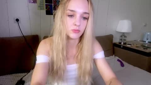 Snapshot of sailormoon666_ chatting on 10-07-25, 01:08 Sofia online show from 10-07-25, 01:08