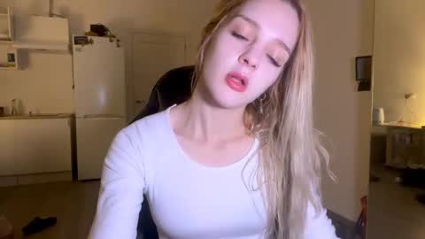 Sofia online show from 11-21-25, 09:24