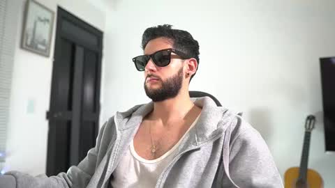 saimon  online show from 12-15-25, 11:20