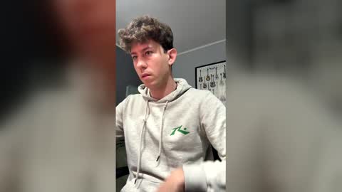 Snapshot of saint_nott chatting on 05-17-26, 10:17 saint_nott online show from 05-17-26, 10:17