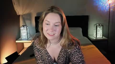 Snapshot of saint_trisha chatting on 05-19-26, 08:26 Trisha online show from 05-19-26, 08:26