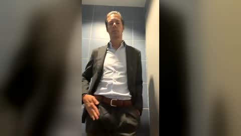 Snapshot of saintmichele chatting on 07-31-26, 10:03 saintmichele online show from 07-31-26, 10:03