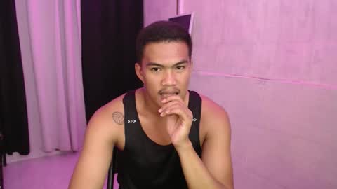 Taylor online show from 10-29-25, 05:47