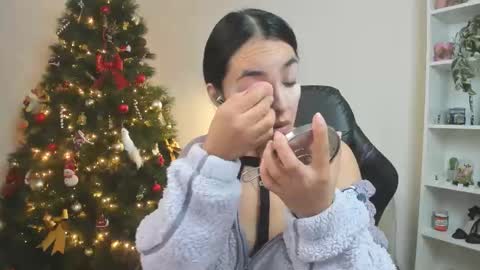 Sakura Harper online show from 12-17-25, 05:57