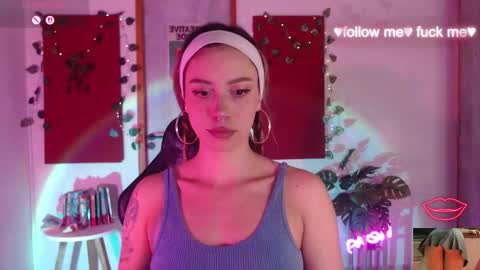 Sakura online show from 11-20-25, 04:56