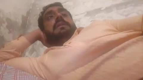 saleem1414178042 online show from 05-01-26, 04:22