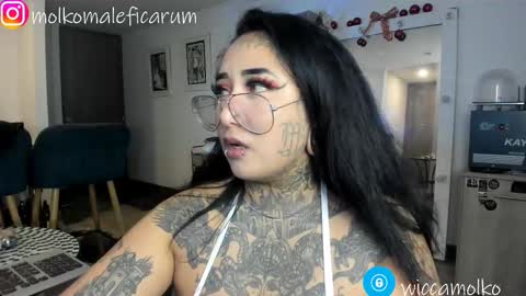 Salem Winchester online show from 01-06-26, 01:09