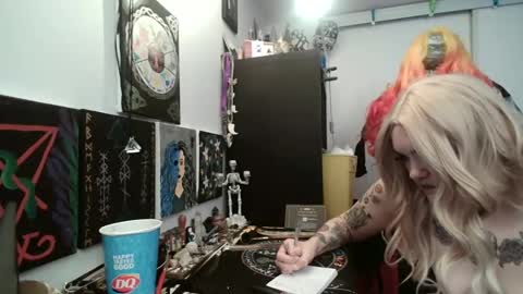 Snapshot of salemsslut chatting on 01-10-25, 02:55 salemsslut online show from 01-10-25, 02:55