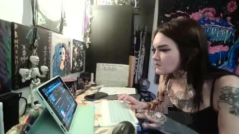 Snapshot of salemsslut chatting on 02-03-25, 01:19 salemsslut online show from 02-03-25, 01:19