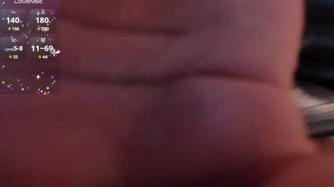 Snapshot of sali_g chatting on 12-20-24, 04:20 Sali G online show from 12-20-24, 04:20